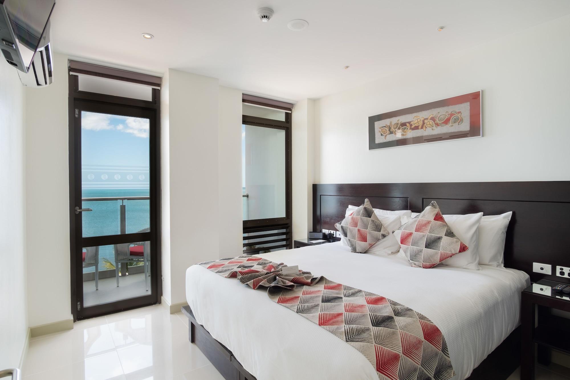 Ramada Suites By Wyndham Wailoaloa Beach Fiji Nadi Exterior foto