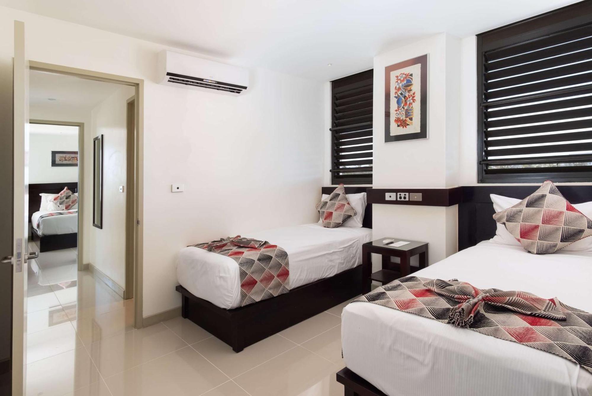 Ramada Suites By Wyndham Wailoaloa Beach Fiji Nadi Exterior foto