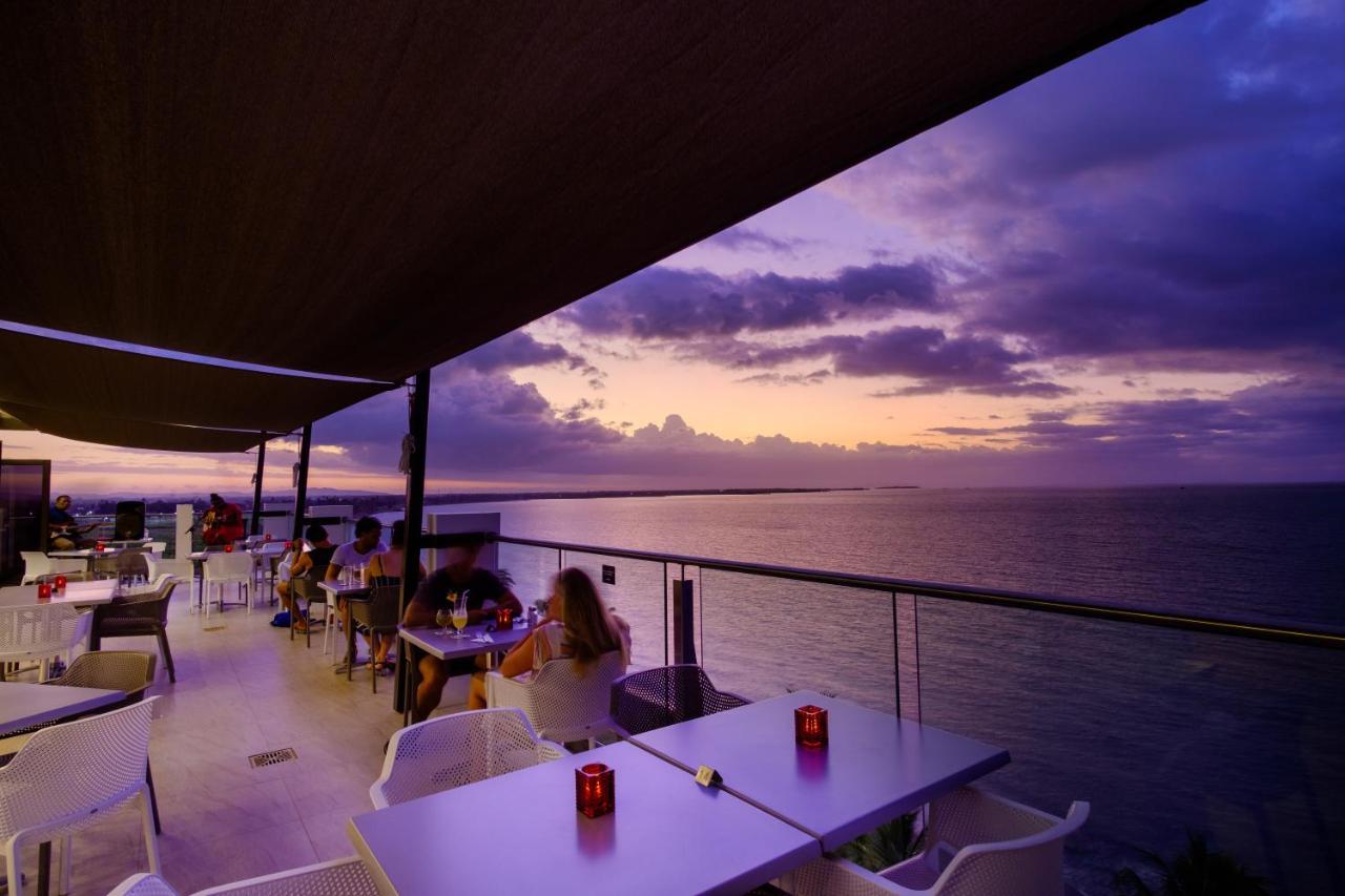 Ramada Suites By Wyndham Wailoaloa Beach Fiji Nadi Exterior foto