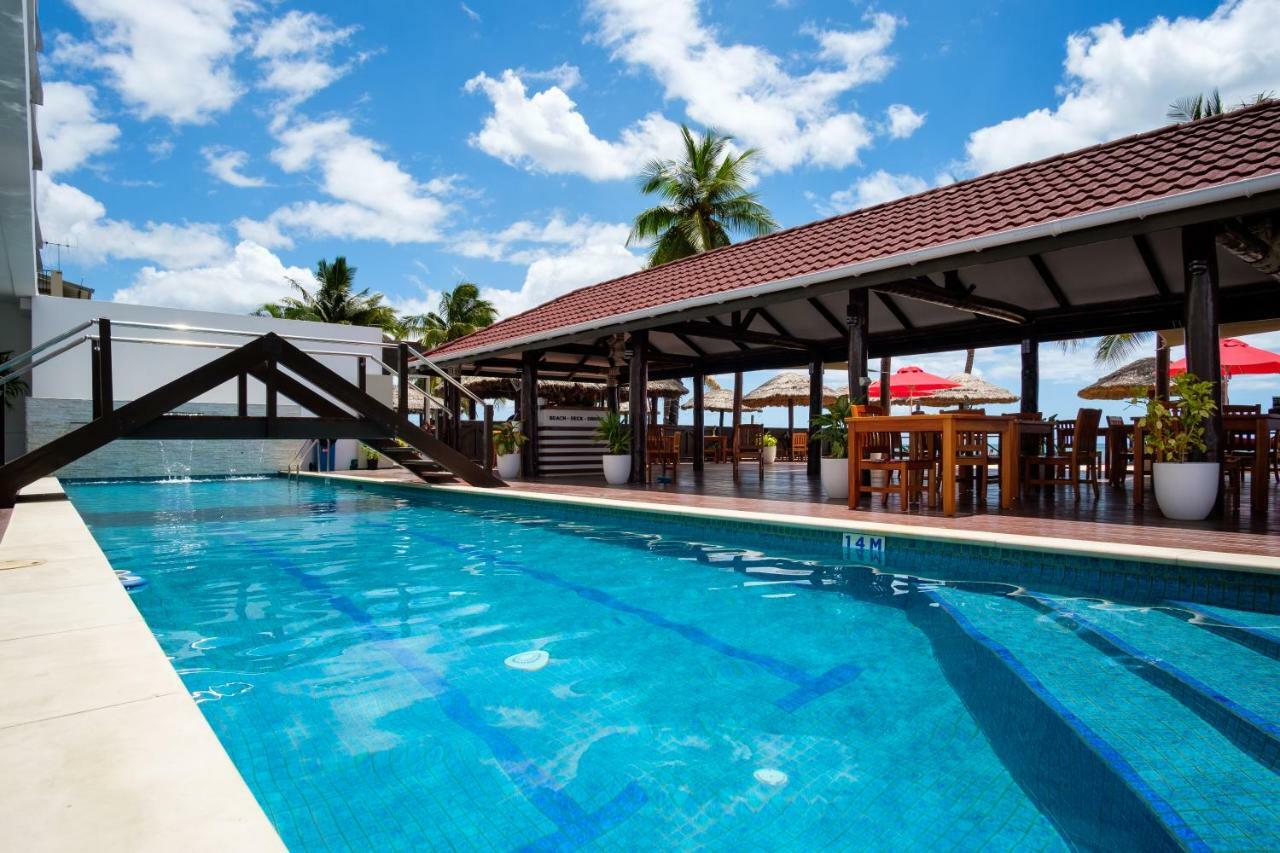 Ramada Suites By Wyndham Wailoaloa Beach Fiji Nadi Exterior foto